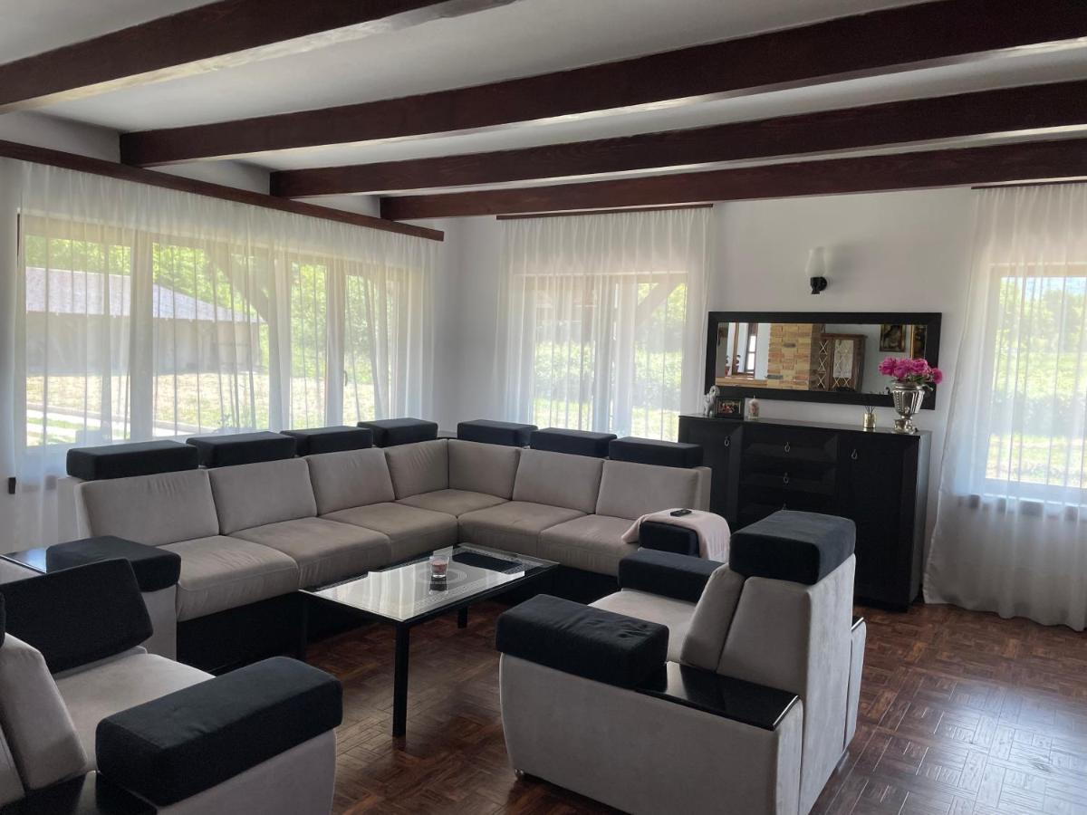 Hotel Casa La Doi Nuci Bradet  Zewnętrze zdjęcie