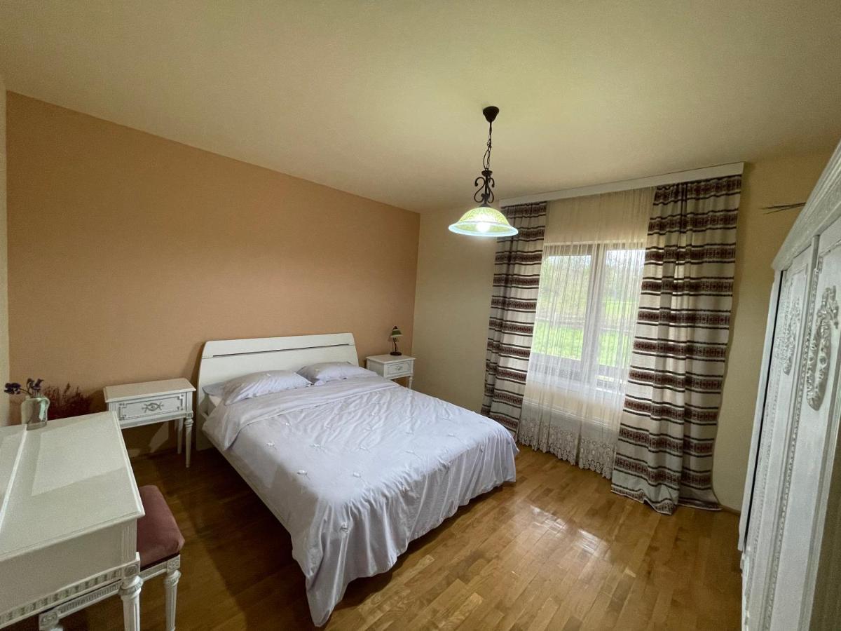 Hotel Casa La Doi Nuci Bradet  Zewnętrze zdjęcie